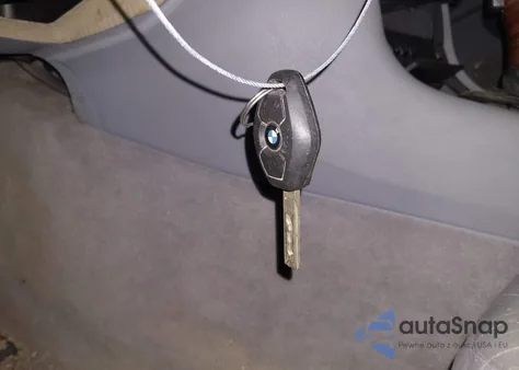 2001 BMW 330I z USA, uszkodzony, nr VIN WBAAV53471FJ72331